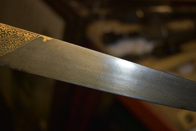 Lot 77 - A 20TH CENTURY GOLD KOFTGARI DOUBLE DAGGER
