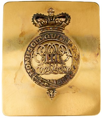 Lot 722 - A GEORGE III 1ST REGIMENT OF FOOT OR GRENADIER GUARDS OFFICER'S SHOULDER BELT PLATE