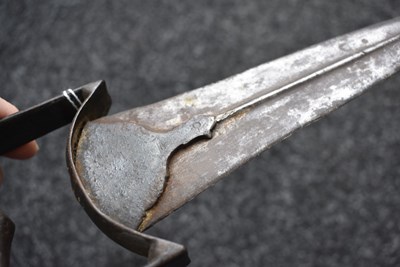 Lot 42 - AN 18TH CENTURY INDIAN KATAR