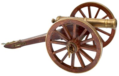Lot 899 - A MODEL FIELD GUN