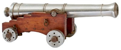 Lot 896 - A MODEL OF A BRITISH 12-POUND NAVAL CANNON