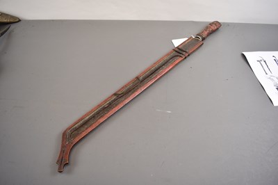 Lot 106 - TAIWAN - A GOOD 19TH CENTURY PAIWANESE SWORD