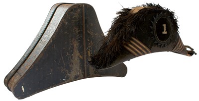 Lot 658 - A CONFEDERATE MARINE OFFICER'S BICORN HAT AND TIN.