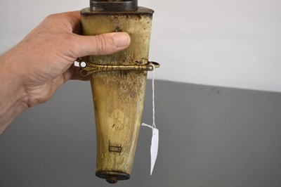 Lot 62 - AN 18TH CENTURY INDIAN POWDER HORN