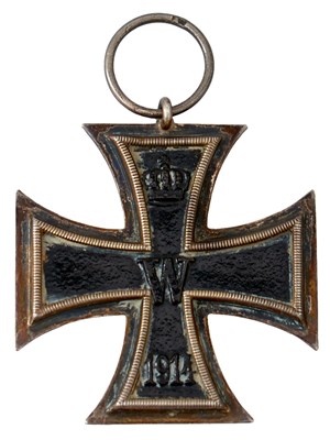 Lot 603 - A FIRST WAR PERIOD GERMAN IRON CROSS