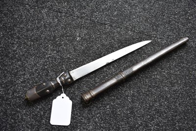 Lot 73 - A LATE 18TH OR EARLY 19TH CENTURY BHUTANESE OR TIBETAN DAGGER
