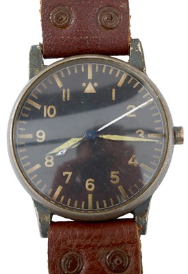 Lot 815 - A SCARCE SECOND WAR PERIOD THIRD REICH LUFTWAFFE OBSERVER'S WATCH