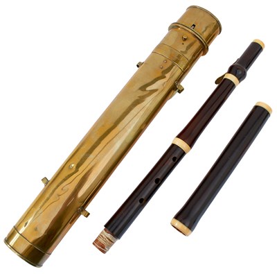 Lot 924 - AN EARLY 19TH CENTURY IVORY MOUNTED BOXWOOD FLUTE