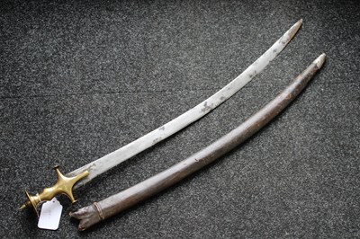 Lot 68 - A 19TH CENTURY INDIAN TULWAR