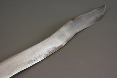 Lot 40 - A LATE 19TH OR ERLY 20TH CENTURY SOUTH INDIAN KIRACH OR SWORD