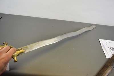 Lot 40 - A LATE 19TH OR ERLY 20TH CENTURY SOUTH INDIAN KIRACH OR SWORD