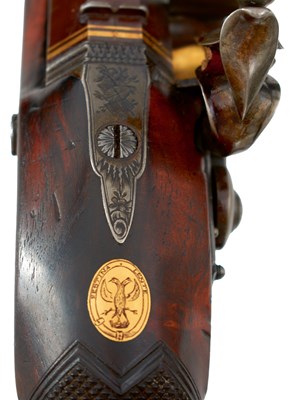 Lot 269 - A CASED PAIR OF 32-BORE FLINTLOCK DUELLING PISTOLS BY DURRS EGG