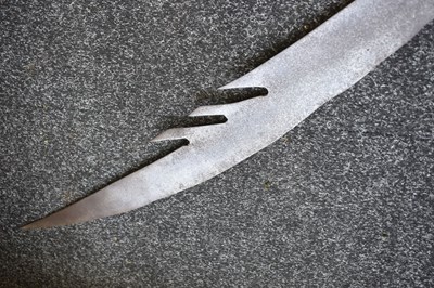 Lot 60 - TWO 18TH CENTURY LAN NA KINGDOM DHAAB NGAO HOWDAH SWORDS