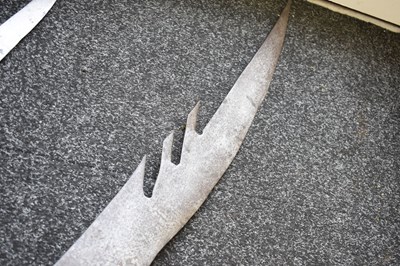 Lot 60 - TWO 18TH CENTURY LAN NA KINGDOM DHAAB NGAO HOWDAH SWORDS