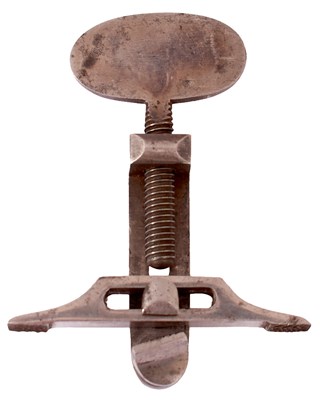 Lot A MAIN SPRING CLAMP