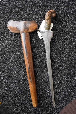 Lot 32 - A LATE 19TH CENTURY MADURA KRIS