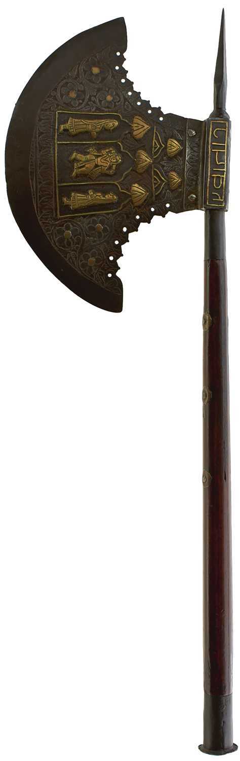 Lot 39 - A LARGE 19TH CENTURY INDIAN AXE