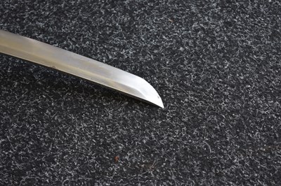 Lot 10 - A WAKIZASHI
