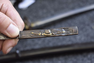 Lot 10 - A WAKIZASHI