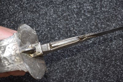 Lot 47 - A LATE 18TH OR EARLY 19TH CENTURY SILVER DECORATED INDIAN FIRANGI OR SWORD