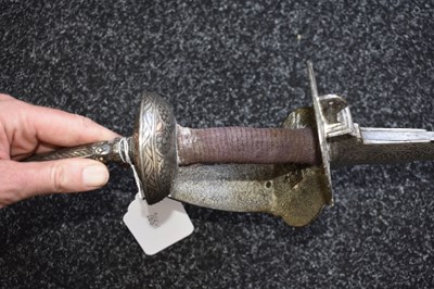 Lot 47 - A LATE 18TH OR EARLY 19TH CENTURY SILVER DECORATED INDIAN FIRANGI OR SWORD