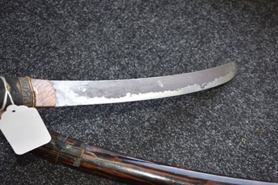Lot 9 - A WAKIZASHI