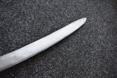 Lot 50 - AN INTERESTING LATE 18TH CENTURY INDIAN TULWAR OR SWORD
