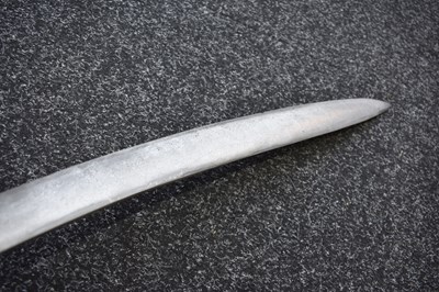 Lot 50 - AN INTERESTING LATE 18TH CENTURY INDIAN TULWAR OR SWORD