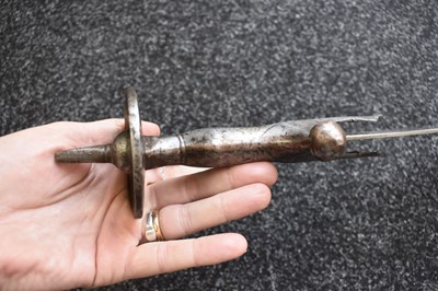 Lot 53 - A 19TH CENTURY MUNITIONS QUALITY INDIAN RAJPUT TULWAR OR SWORD