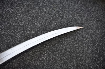Lot 53 - A 19TH CENTURY MUNITIONS QUALITY INDIAN RAJPUT TULWAR OR SWORD