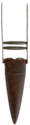 Lot 41 - A 19TH CENTURY INDIAN KATAR OR DAGGER