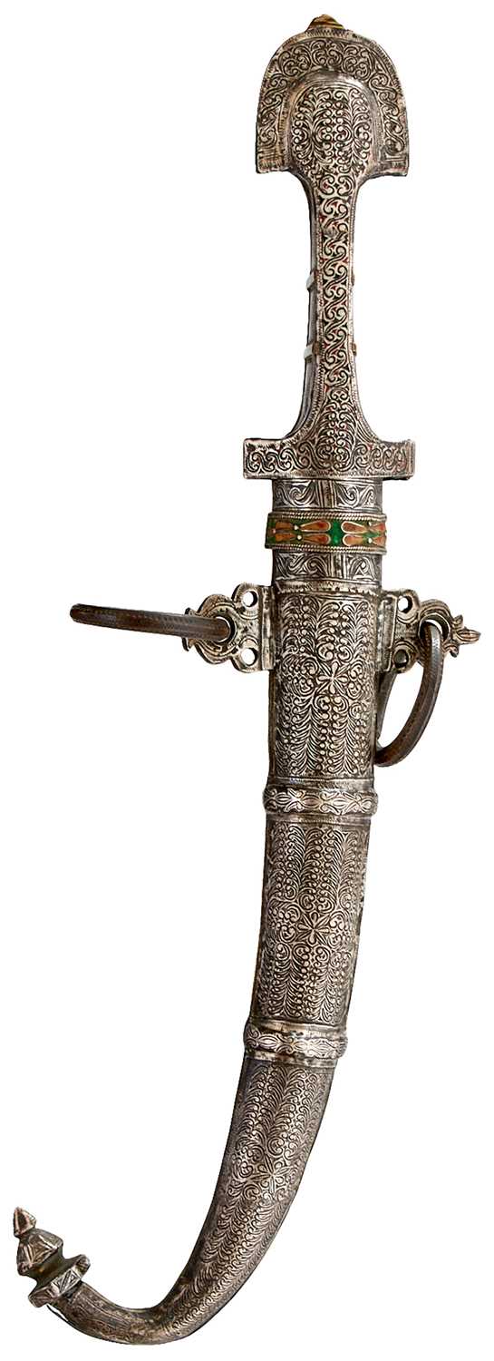 Lot 71 - A LATE 19TH CENTURY MOROCCAN KOUMMYA OR JAMBIYA