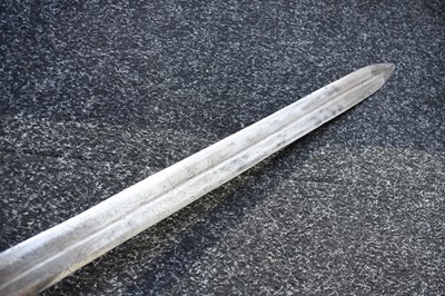 Lot 69 - A LATE 19TH CENTURY SUDANESE KASKARA OR SWORD