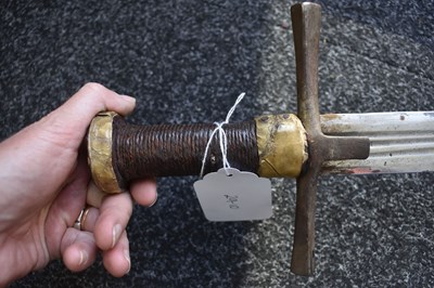 Lot 69 - A LATE 19TH CENTURY SUDANESE KASKARA OR SWORD