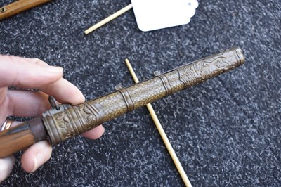 Lot 75 - A CHINESE TROUSSE OR DAGGER SET