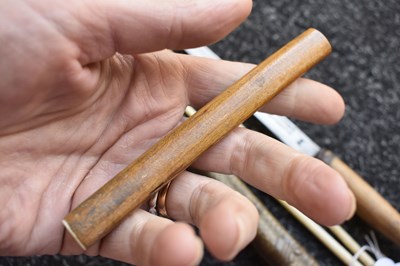 Lot 75 - A CHINESE TROUSSE OR DAGGER SET