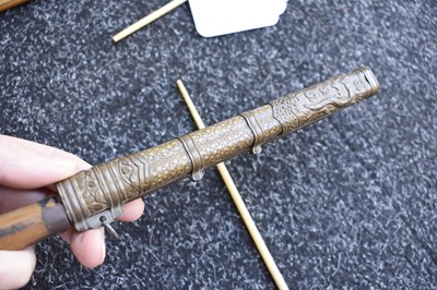 Lot 75 - A CHINESE TROUSSE OR DAGGER SET