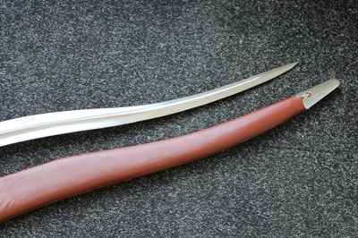 Lot 57 - A HIGHLY UNUSUAL LATE 18TH CENTURY INDIAN ARMOUR PIERCING FIRANGI