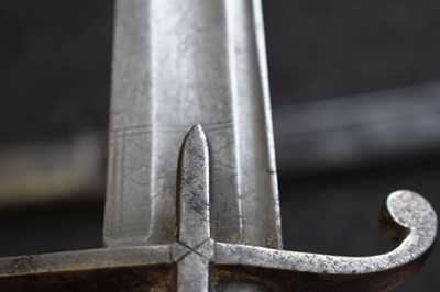 Lot 82 - A SCARCE REGIMENTALLY MARKED 1788 PATTERN LIGHT CAVALRY OFFICER'S SWORD TO CAPTAIN JEPHSON OF THE 17TH LIGHT DRAGOONS