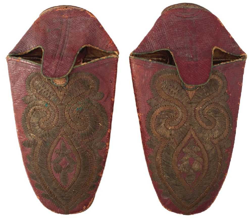 Lot 76 - A PAIR OF 19TH CENTURY TURKISH OR OTTOMAN EMBROIDERED SLIPPERS