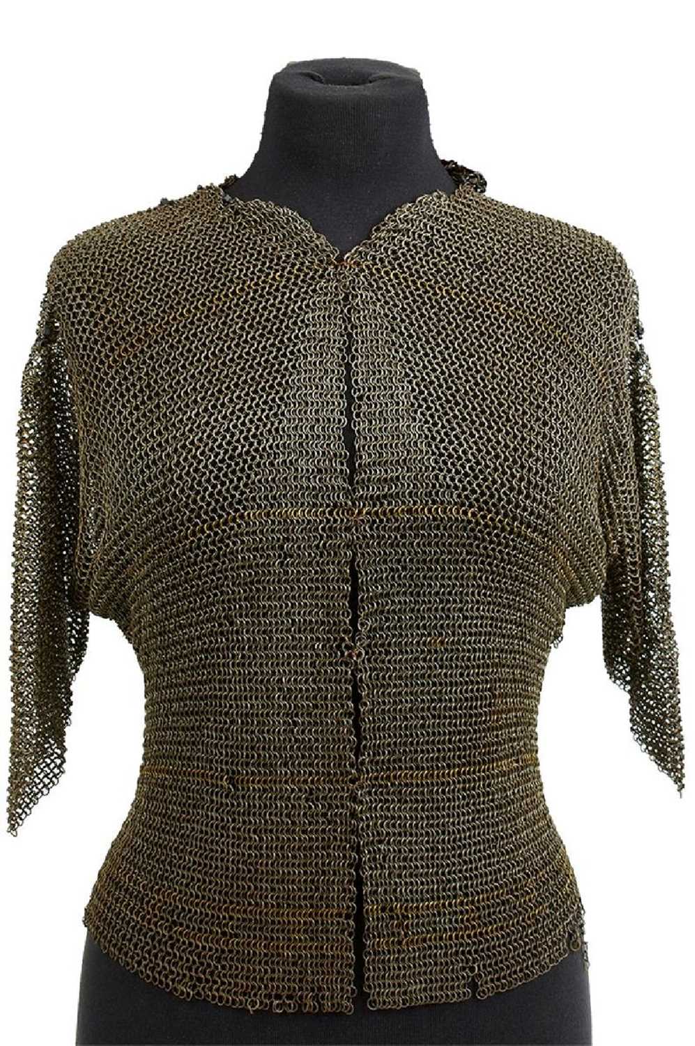 Lot 36 - A 19TH CENTURY INDIAN SIKH MAIL SHIRT FOR A BOY